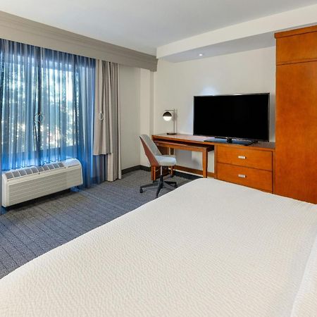 Courtyard By Marriott Wichita At Old Town Otel Dış mekan fotoğraf