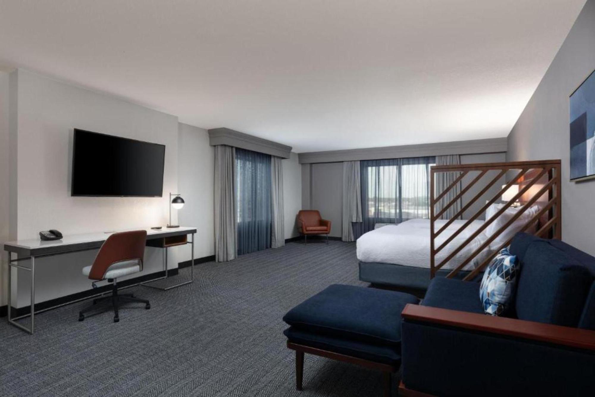 Courtyard By Marriott Wichita At Old Town Otel Dış mekan fotoğraf