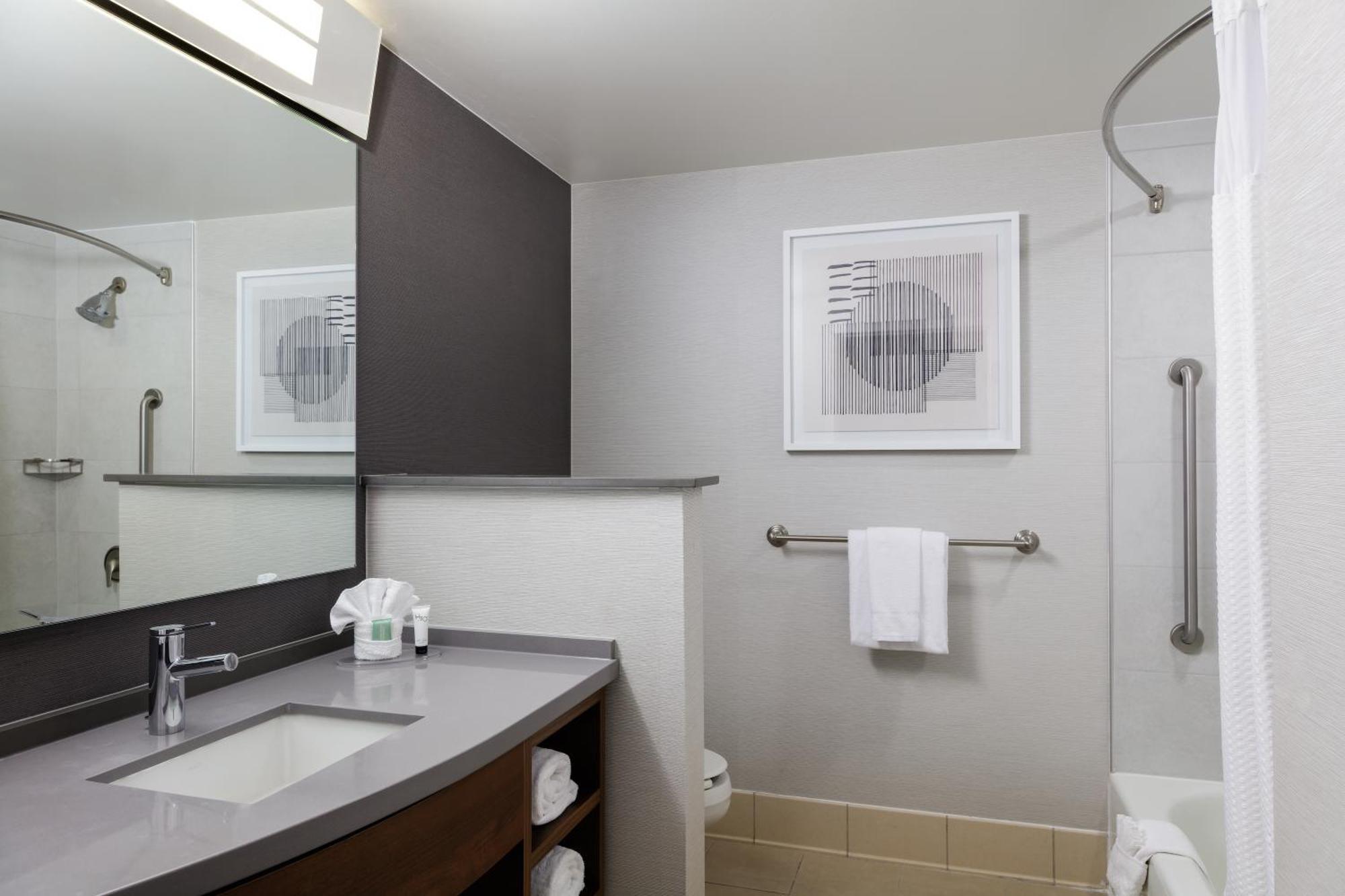 Courtyard By Marriott Wichita At Old Town Otel Dış mekan fotoğraf