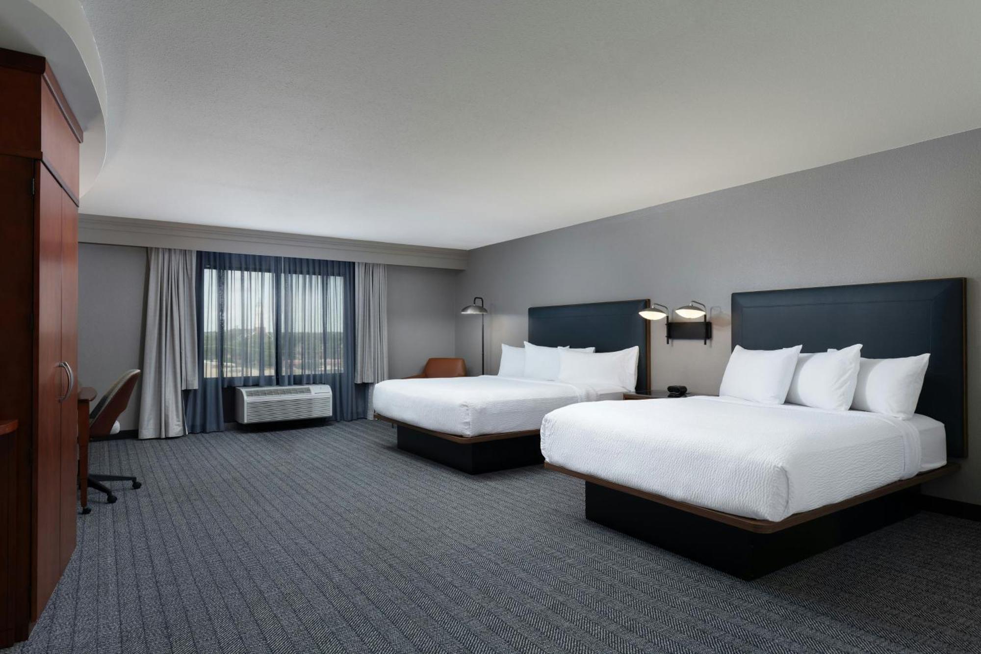 Courtyard By Marriott Wichita At Old Town Otel Dış mekan fotoğraf