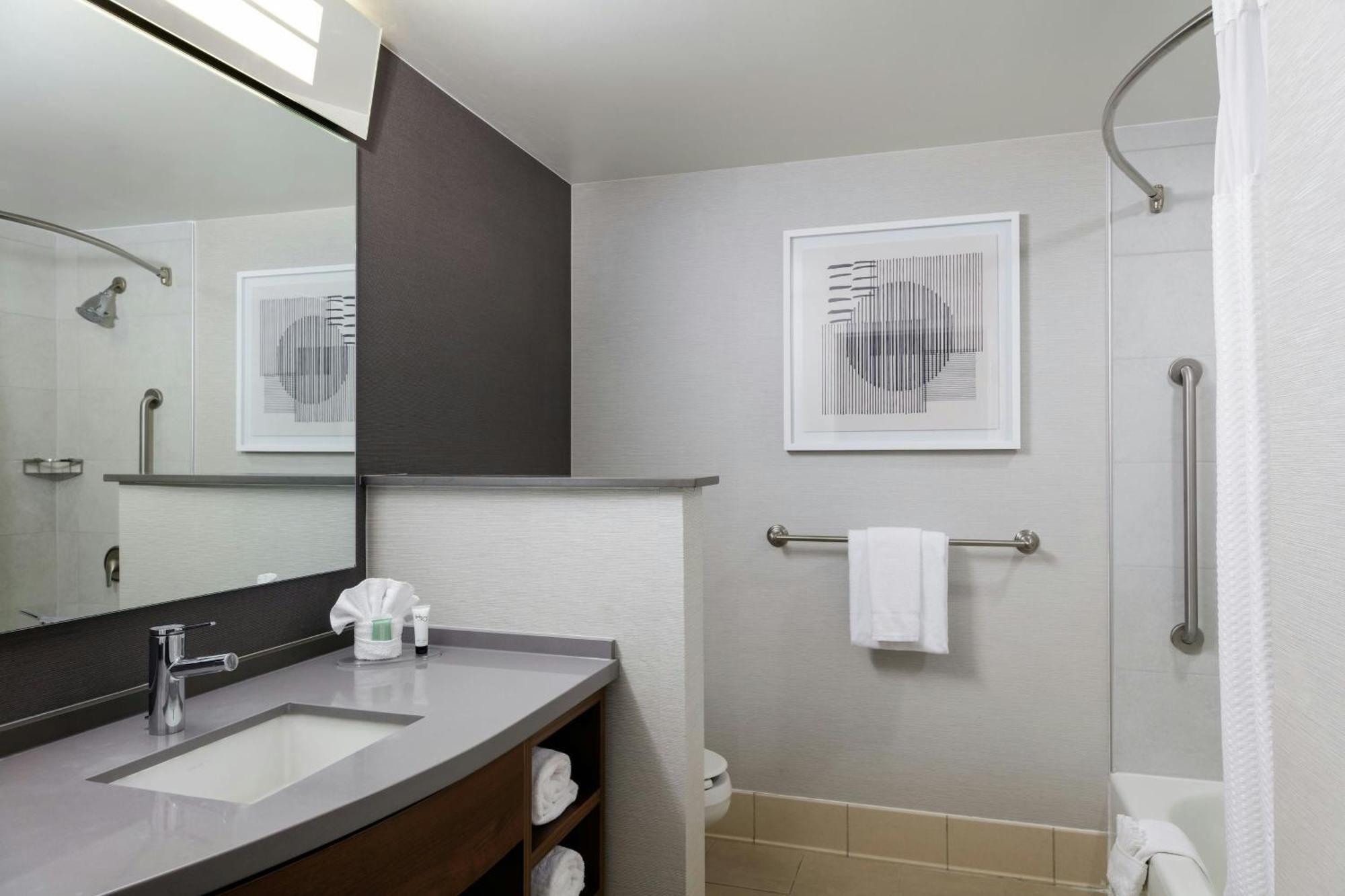 Courtyard By Marriott Wichita At Old Town Otel Dış mekan fotoğraf