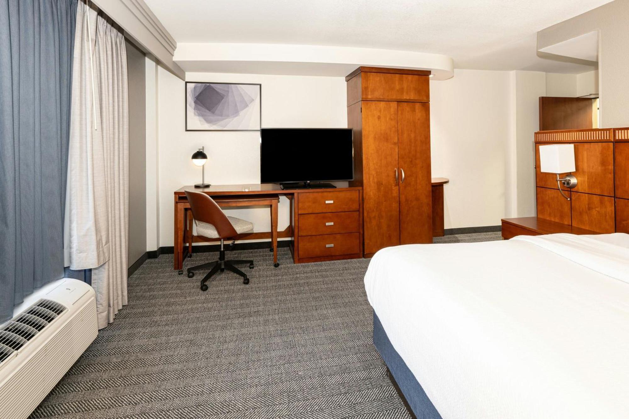 Courtyard By Marriott Wichita At Old Town Otel Dış mekan fotoğraf