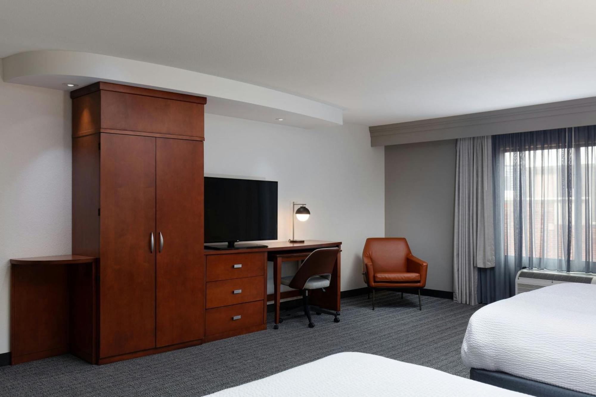Courtyard By Marriott Wichita At Old Town Otel Dış mekan fotoğraf