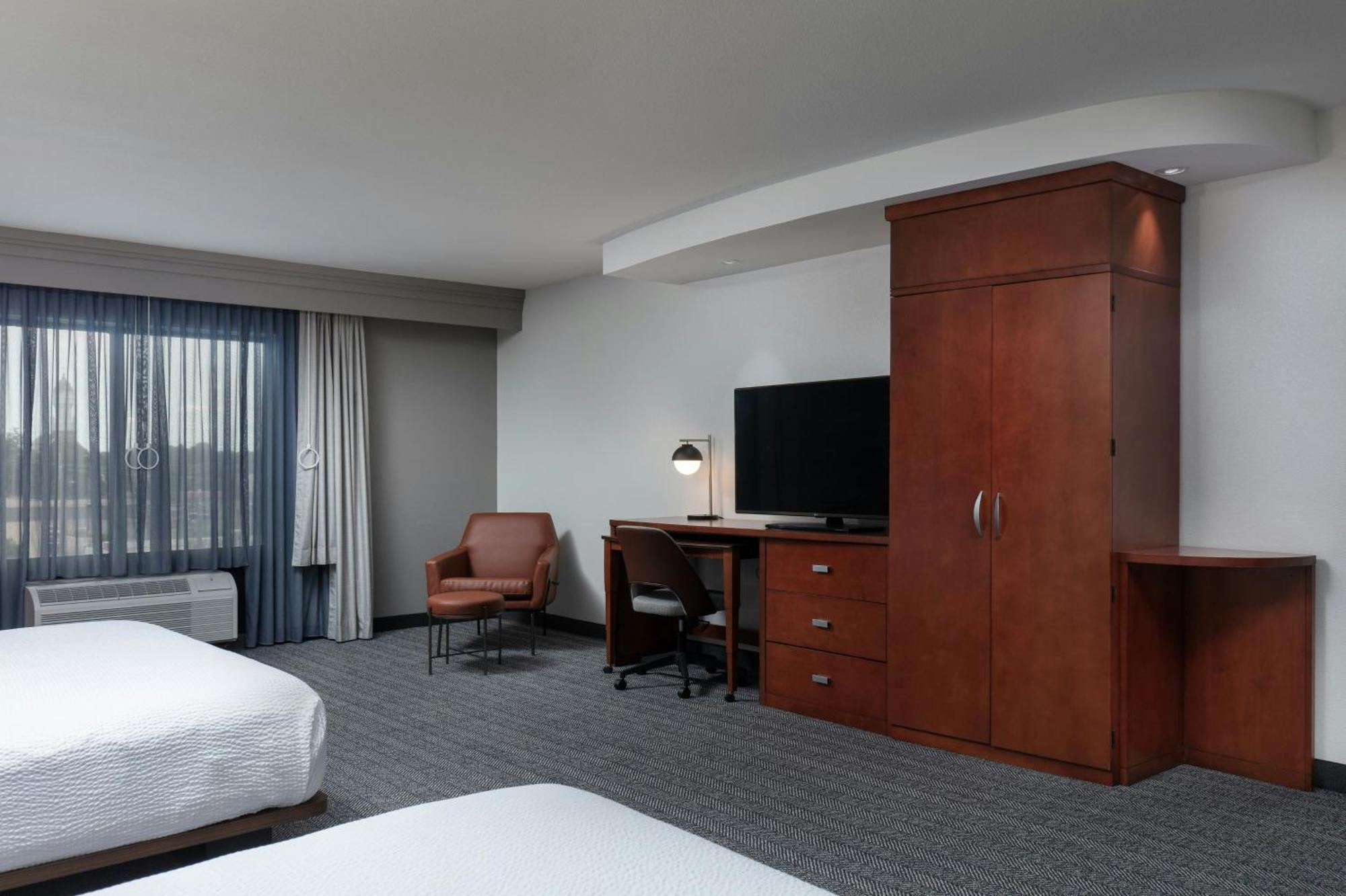 Courtyard By Marriott Wichita At Old Town Otel Dış mekan fotoğraf